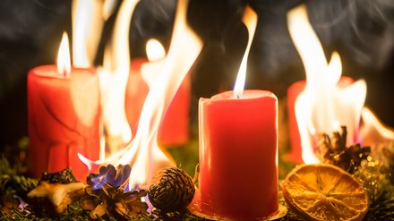 ©Shutterstock - Adventkranz